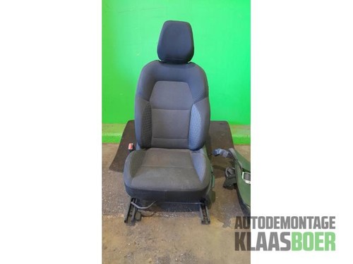 Renault clio left seat - v,