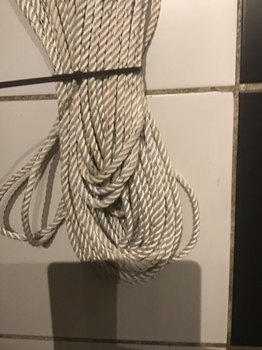 Rope3 strand pre - , stretched