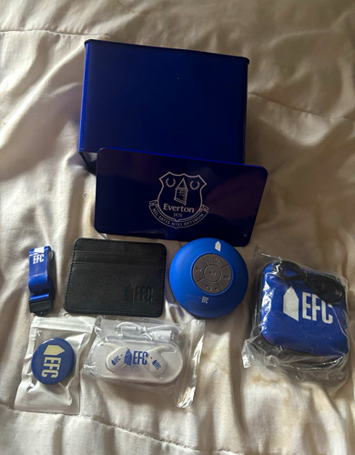 Everton membership tin card - membership:,