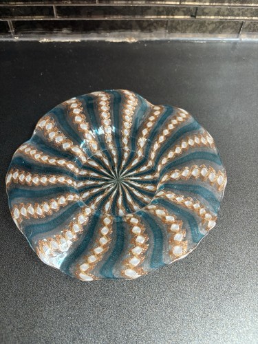Murano ruffled latticinio dish