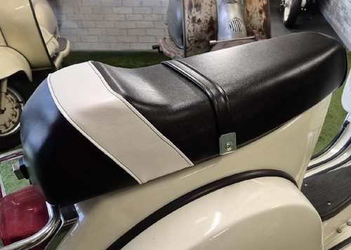 Vespa range super corsa seat - p,