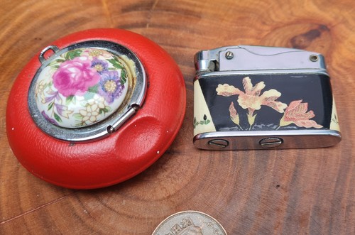 Decorative pair mini ashtray - pair,mini,