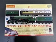 Hornby OO gauge R2953 Flying Scotsman USA Tour 1969 train pack