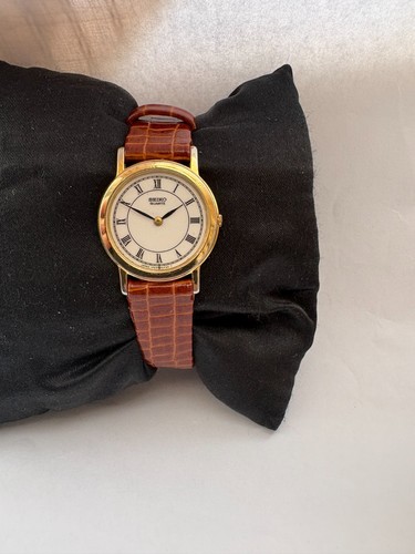 Seiko women vintage quartz - seiko,