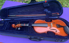 Antoni ACV32 Debut Violin 1/2 Size With Case And P&H London Bow