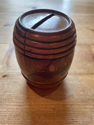 Mauchline ware small money - -,
