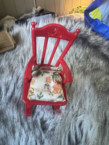 Vintage dolls house plastic - vintage,