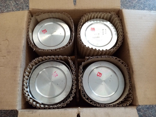 Volvo b21e piston set - volvo,