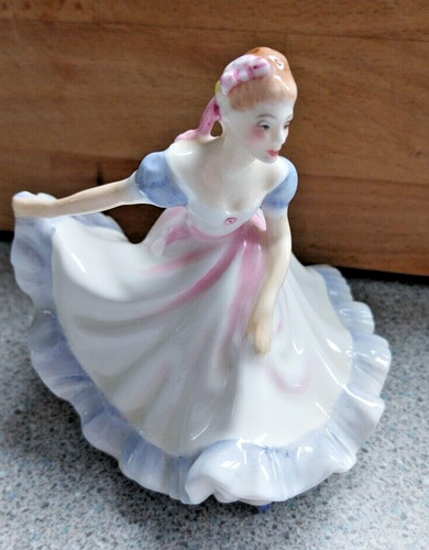 Miniture royal doulton - royal,