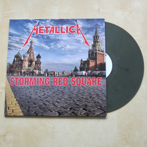 Metallica storming red - metallica, square