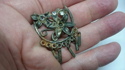 Nice broken vintage silver - nice,