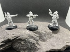 Games Workshop 1985 3 Guards -