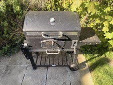 UniFlame Classic Charcoal BBQ