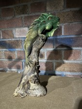 Iguana Wooden Statue Ornament