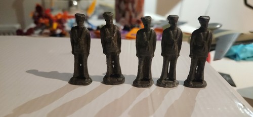 Vintage lead toy soldiers - toy,