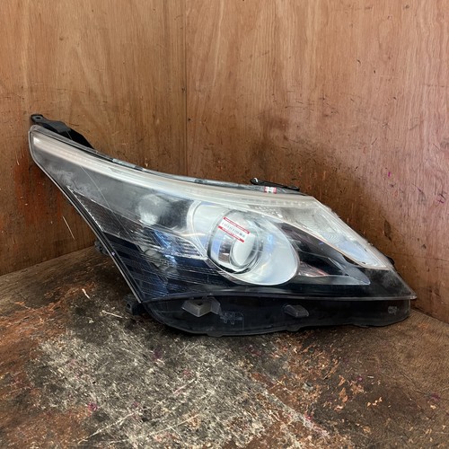 Toyota avensis headlight - avensis,