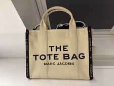 Marc Jacobs The Medium Tote