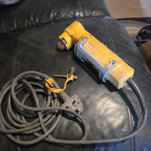 Dewalt angled drill 230v - angled, dw160