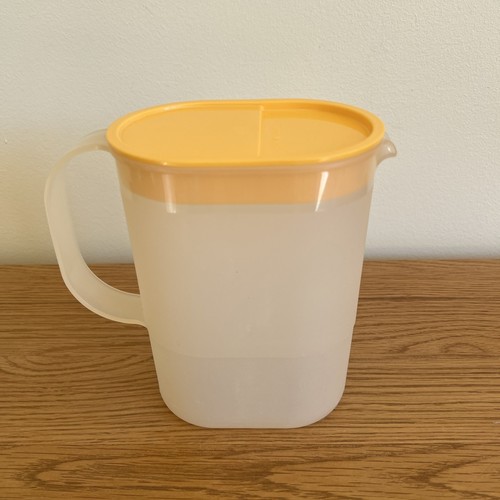 Vintage tupperware rectangle - vintage,