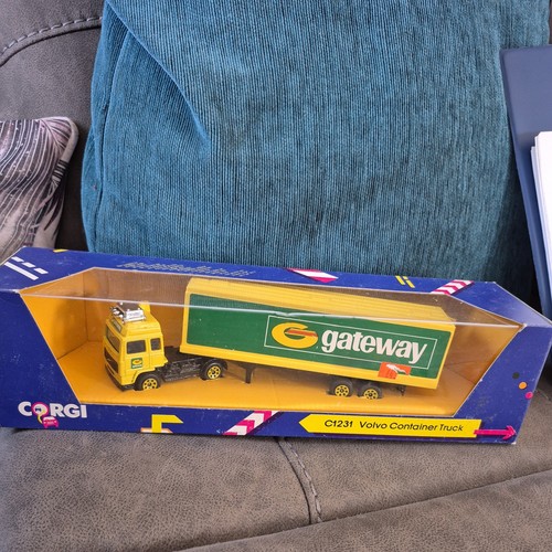 Corgi superhauler volvo - corgi,
