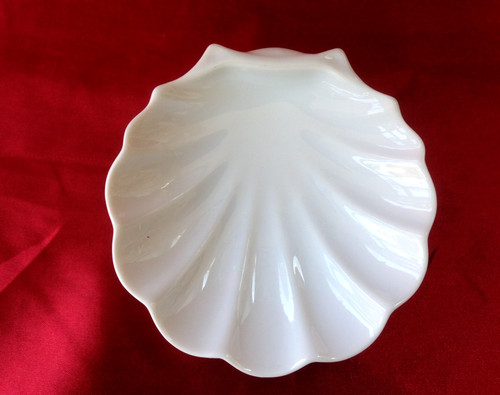 Medium size white - size,