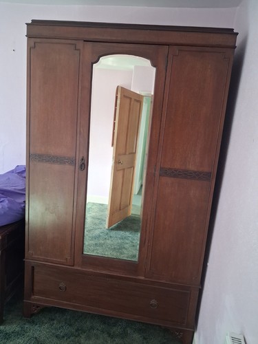 Antique mahogany victorian - mahogany,