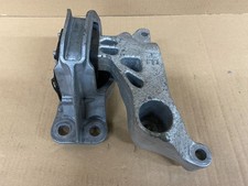 RENAULT CLIO 1.6 HYBRID ENGINE MOUNT MOUNTING  112107983R  2020 2021- 2025 C4841