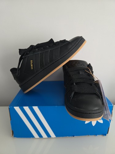 Brand new adidas - brand, 00s