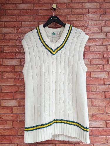 Vintage ken barrington cricket - barrington,