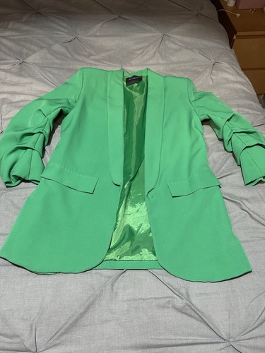 Jade green ruched sleeve - green,