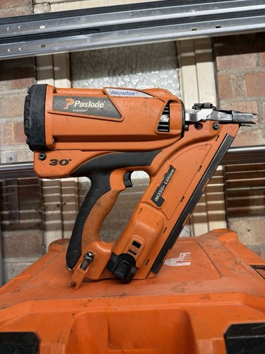 Paslode im350 lithium first - paslode,