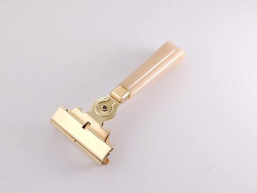 Schick type 1940s cleaned - schick, g