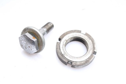 Triple clamp washer screw