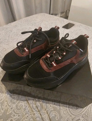Mallet cyrus mens black - cyrus, and