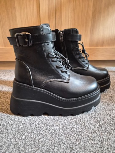 Women black chunky - black,