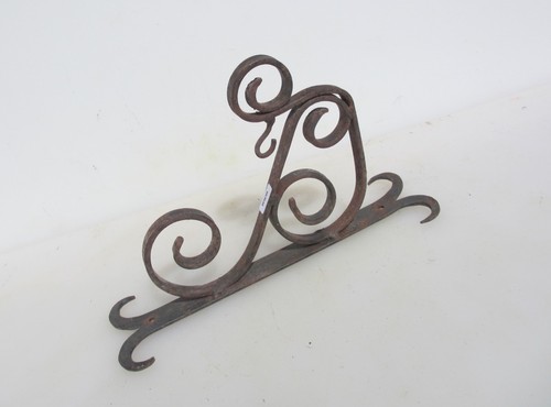 Victorian iron hanger bracket - victorian,