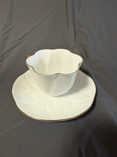 Shelley england dainty shape - dainty,