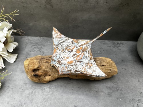 Stingray figurine multi - stingray,