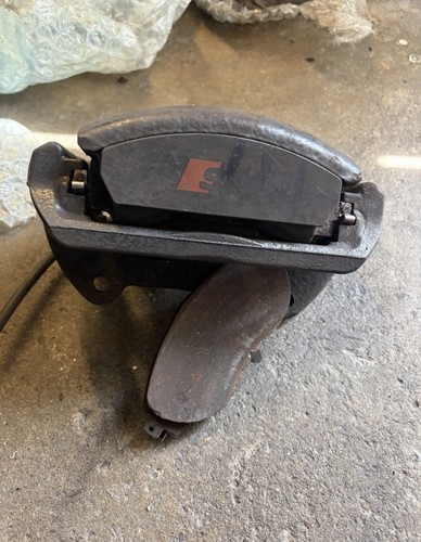 Audi front calipers - audi,