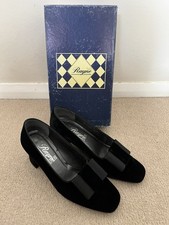 Vintage Rayne Paola Velvet Court Shoes Size 8.5 - Boxed RARE