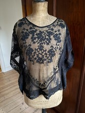 Ladies Urban Outfitters black