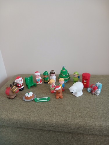 Happyland christmas figures - christmas,
