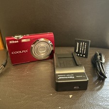 Nikon Coolpix S230 Metallic