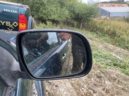Toyota hilux mk6 - toyota,