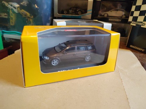 Boxed model schuco - model,