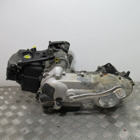 Vespa 125 engine 2006 - 125,