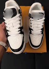Lv Trainer Sneakers