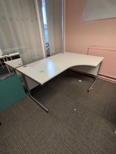 Corner Office Desk - Great Condition - 160x120x80cm 