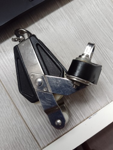 Dinghy mainsheet jamming - mainsheet, cleat
