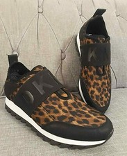 **** NEW DKNY ANIMAL PRINT